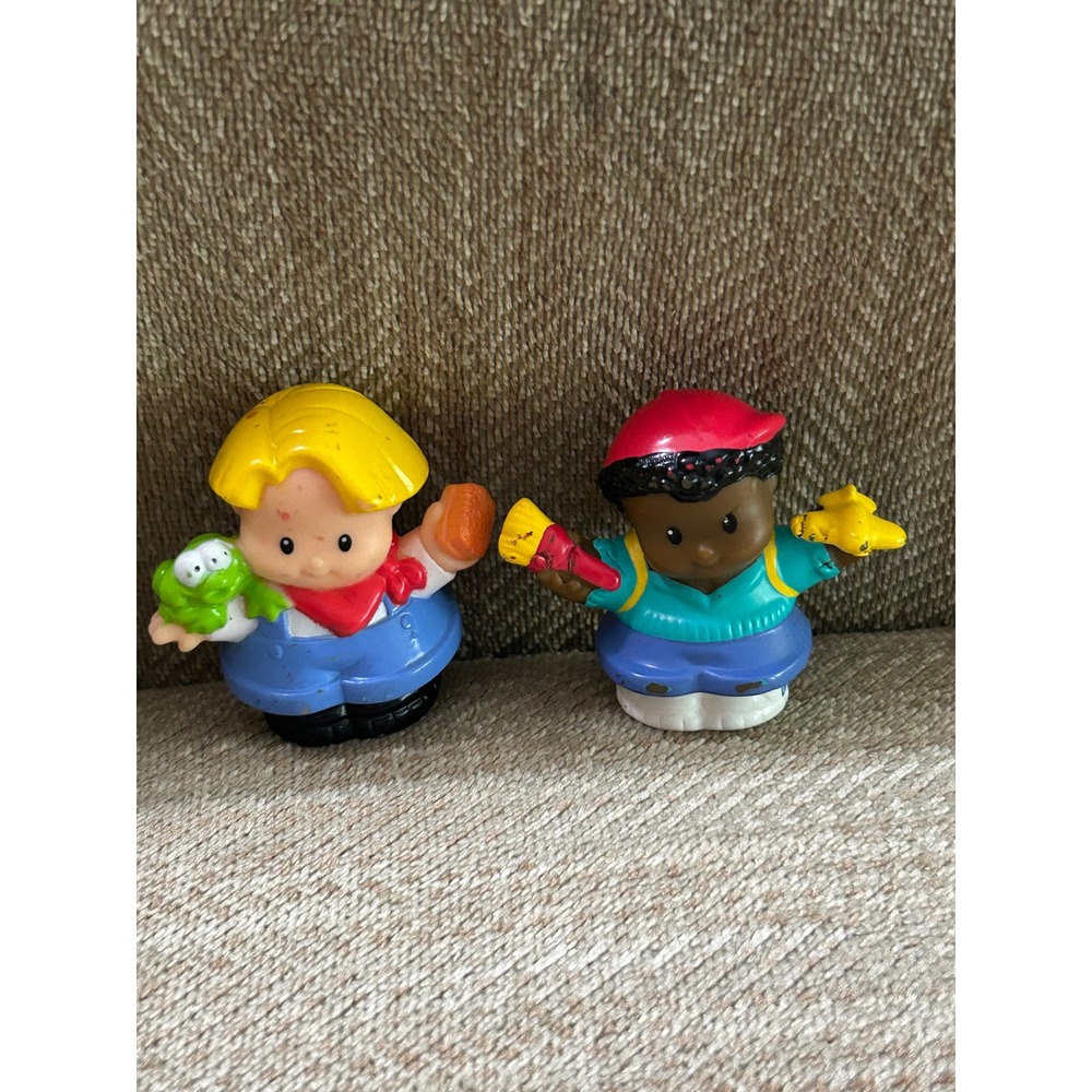 Fisher Price Little People Figures 2005 Mattel Boy with Frog and Boy with Paint